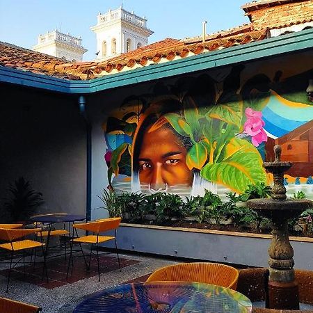 Trip Monkey Giron Hotel Exterior photo