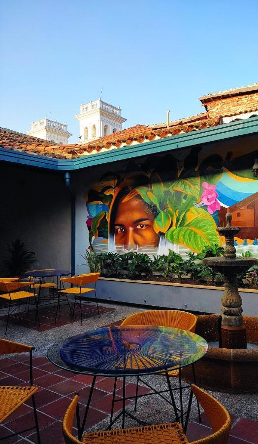 Trip Monkey Giron Hotel Exterior photo